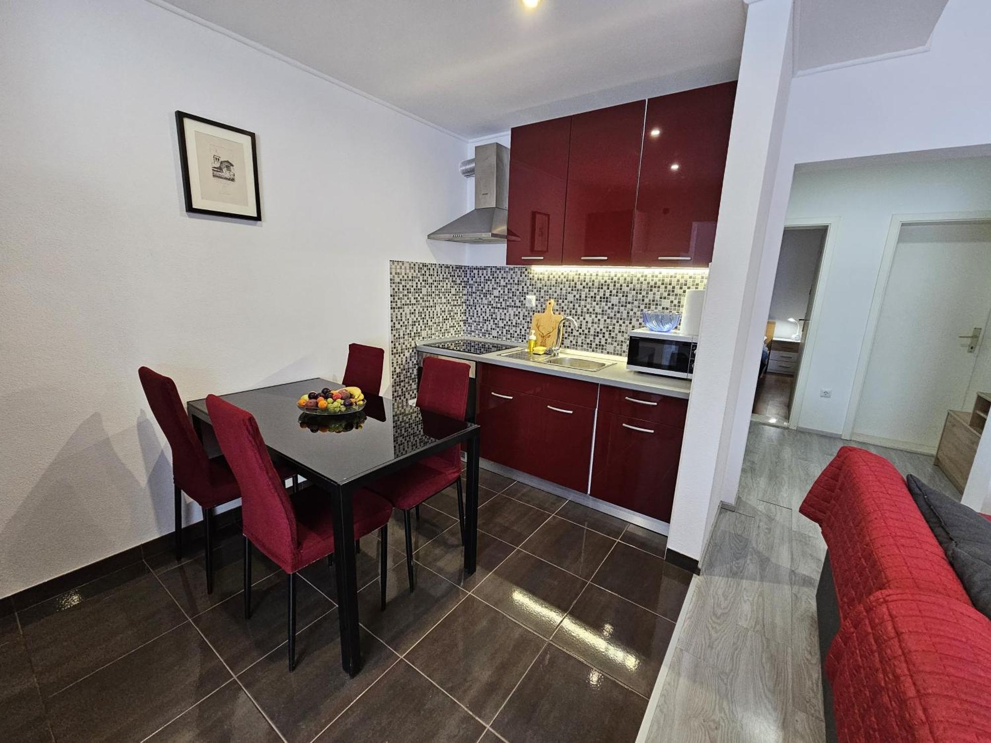 Modern Apartment Nikola In A Quiet Area Kaštel Stari Zewnętrze zdjęcie