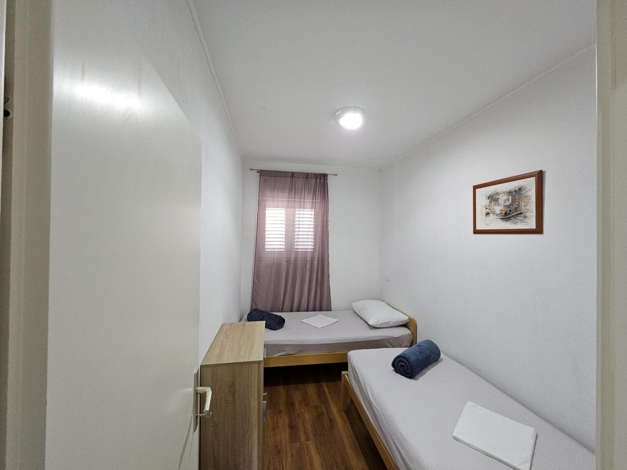 Modern Apartment Nikola In A Quiet Area Kaštel Stari Zewnętrze zdjęcie